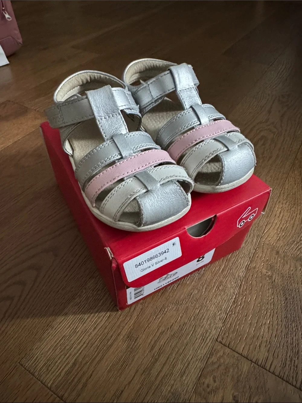 See Kai Run Gloria V 5 Silver and Pink HRS118F290 Sandals open toe size 8 24